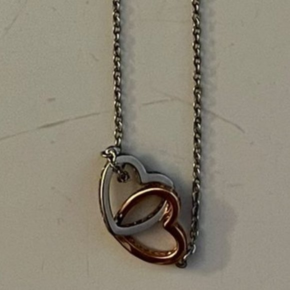 Hearts Necklace - Picture 1 of 4